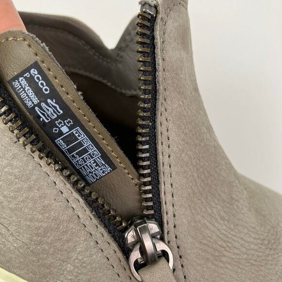 ECCO Soft 7 Nubuck Zip Bootie Ankle Sneakers Soft Leather Comfort Shoes Grey - Picture 16 of 16